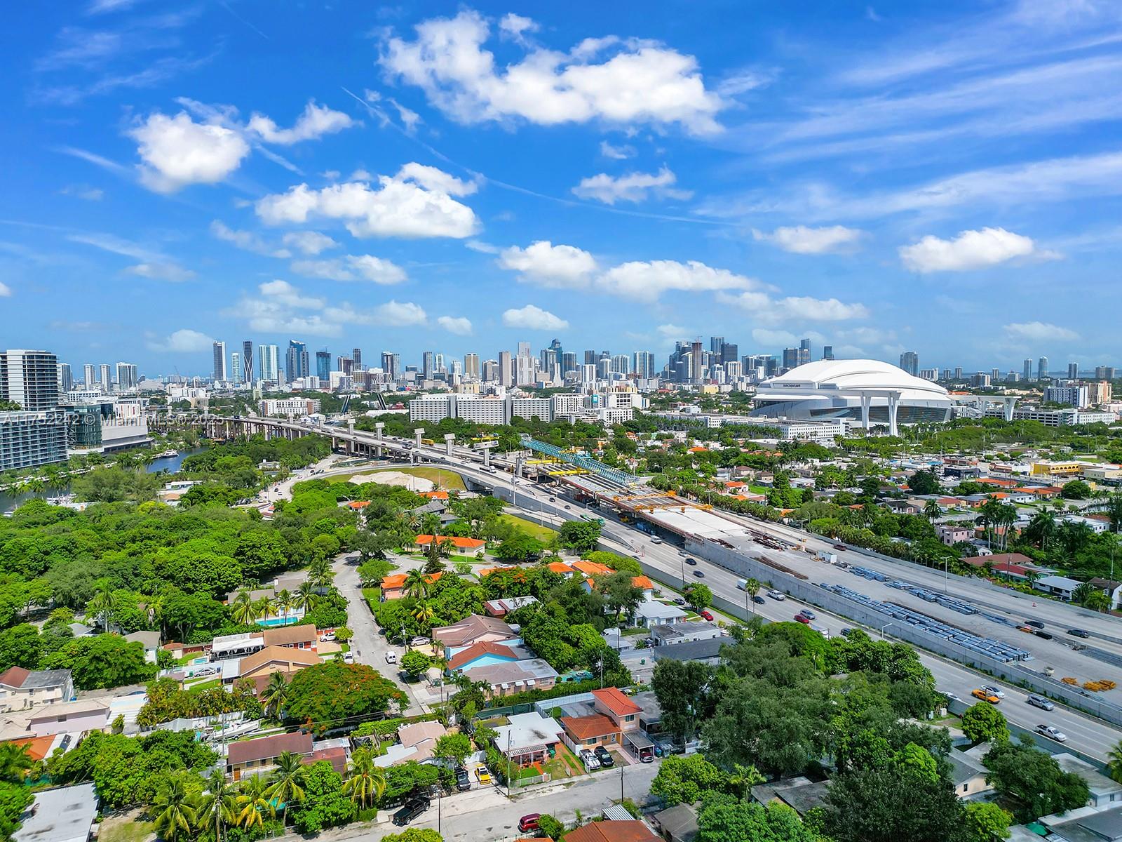 TERRAZAS RIVERPARK VILLAG - Residential