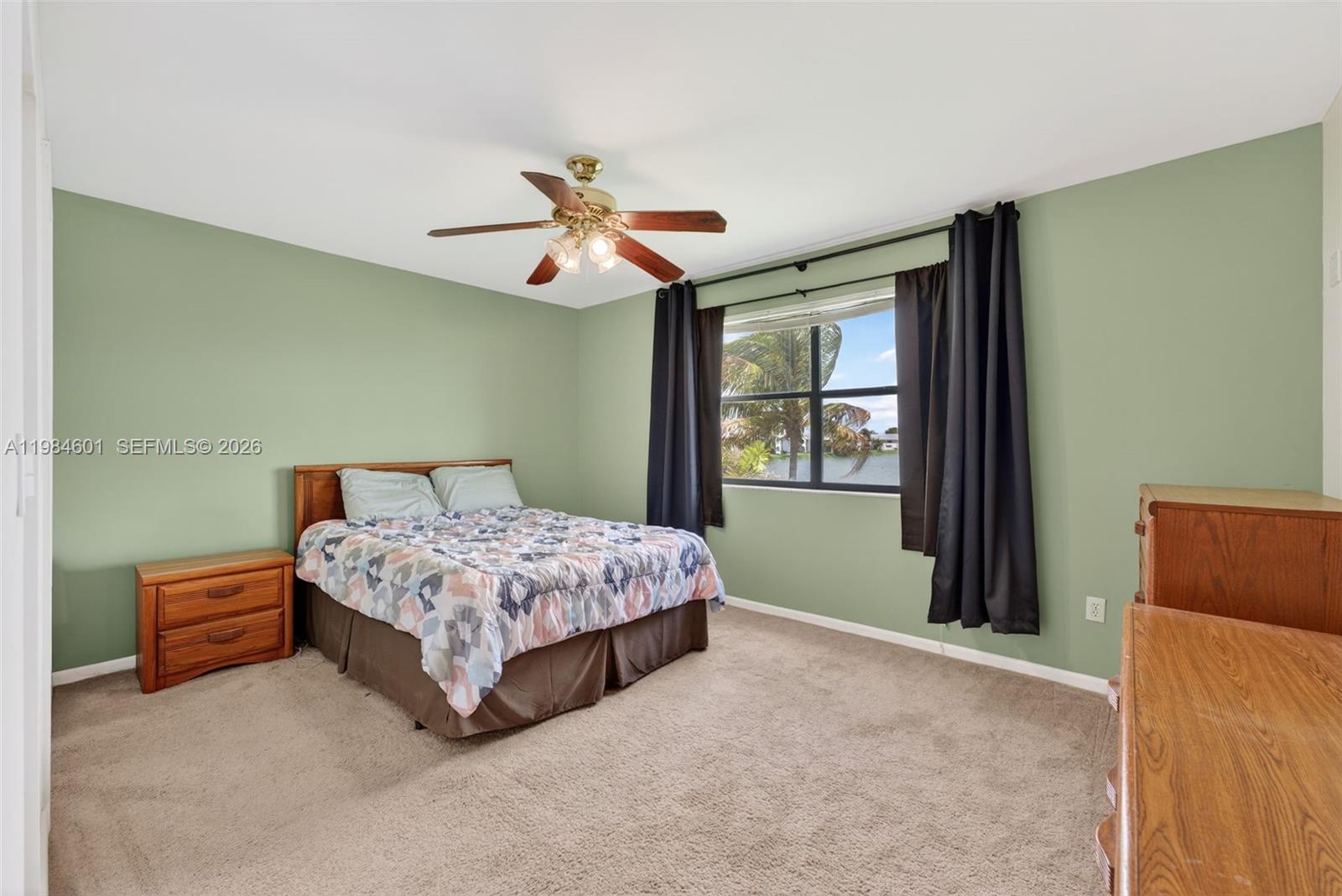 LAKESHORE CONDO 6 - Residential