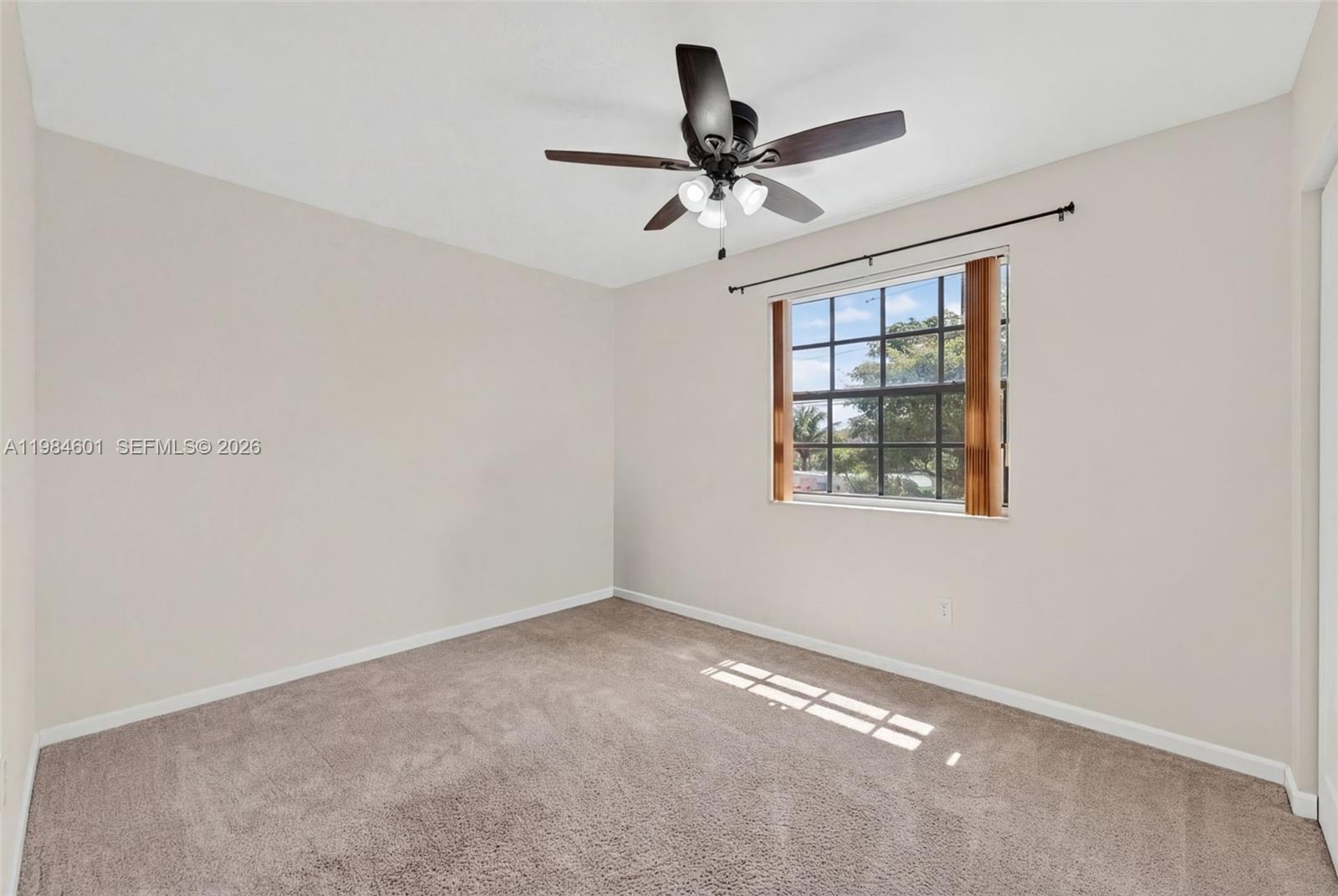 LAKESHORE CONDO 6 - Residential