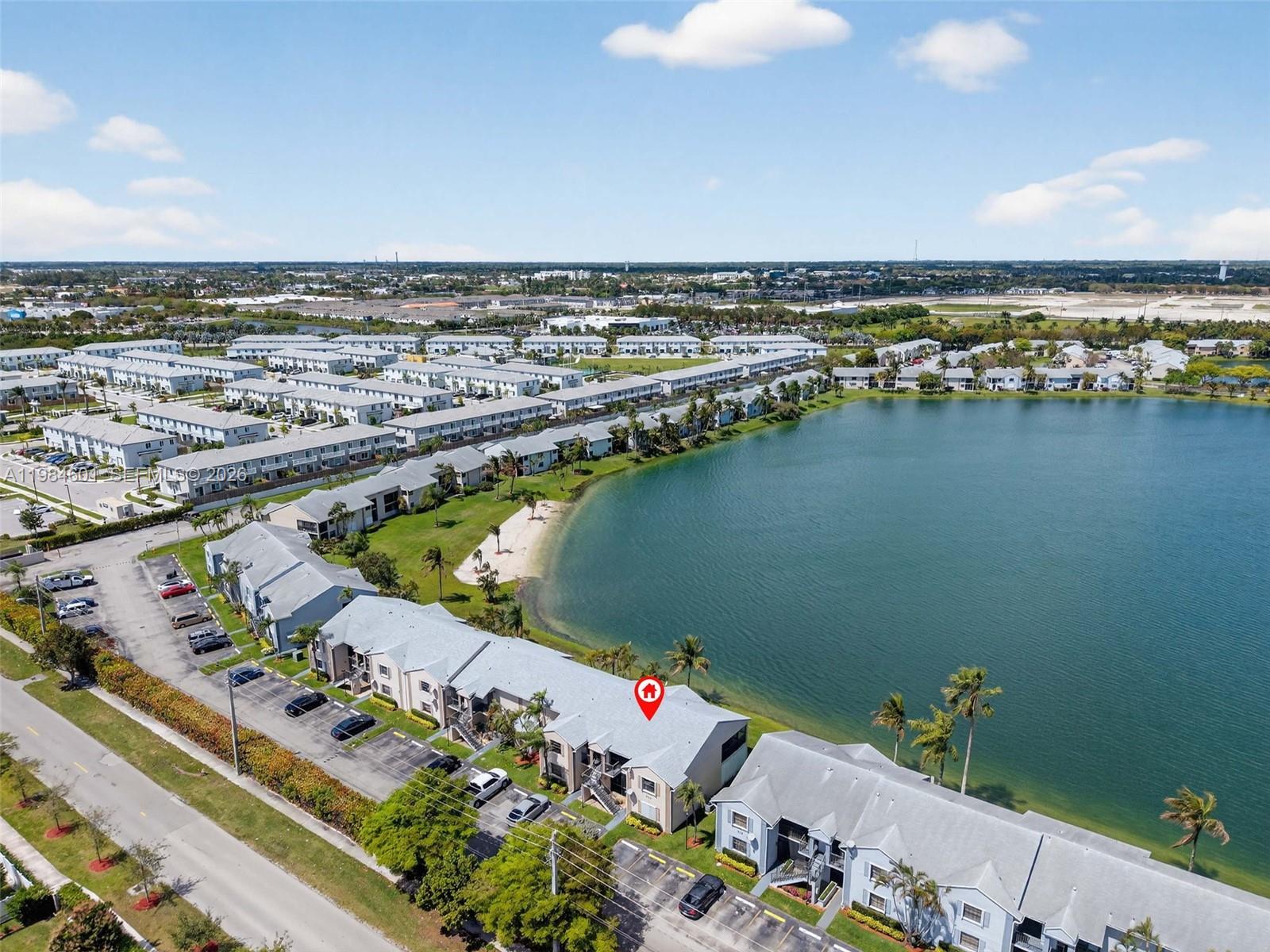 LAKESHORE CONDO 6 - Residential