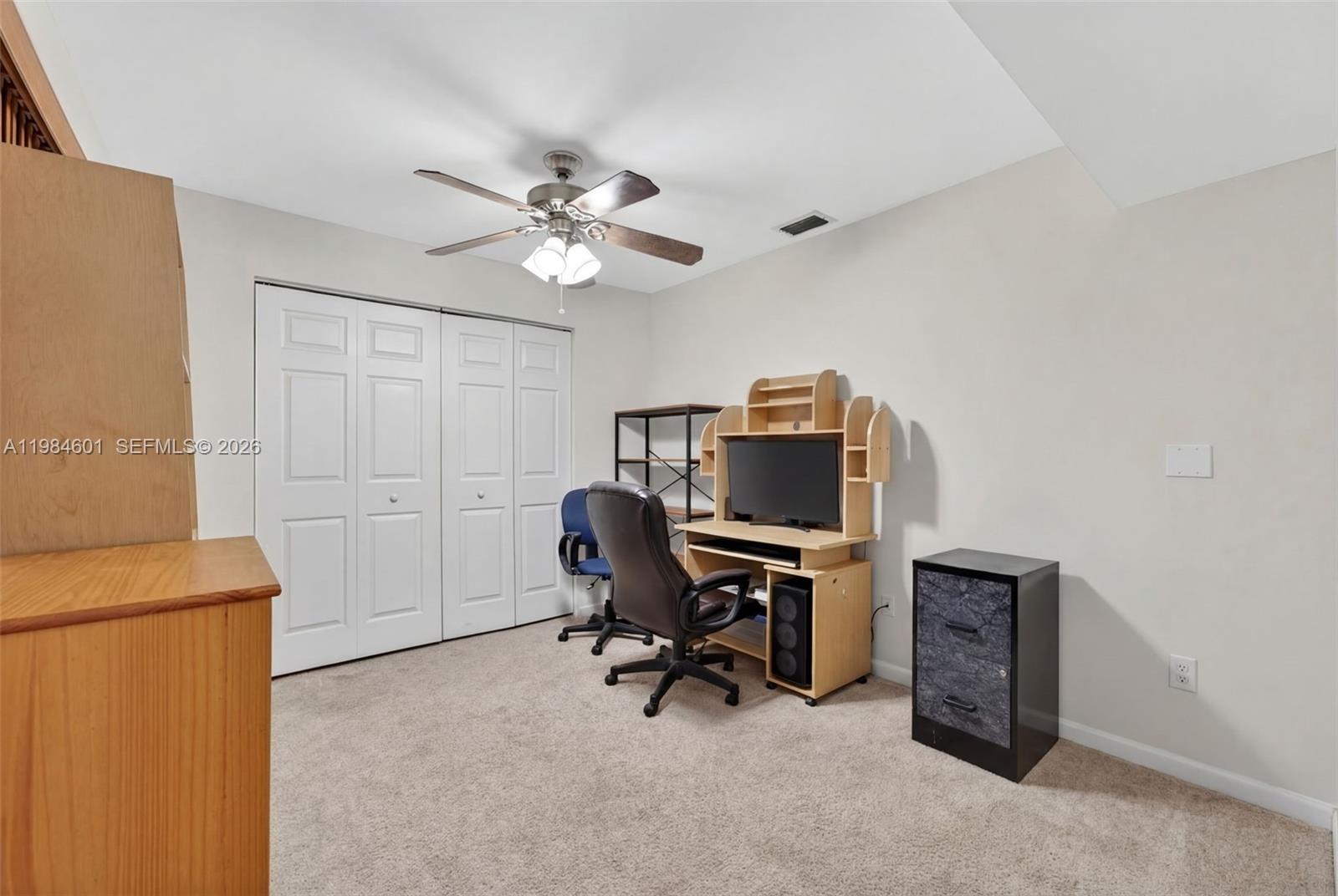 LAKESHORE CONDO 6 - Residential