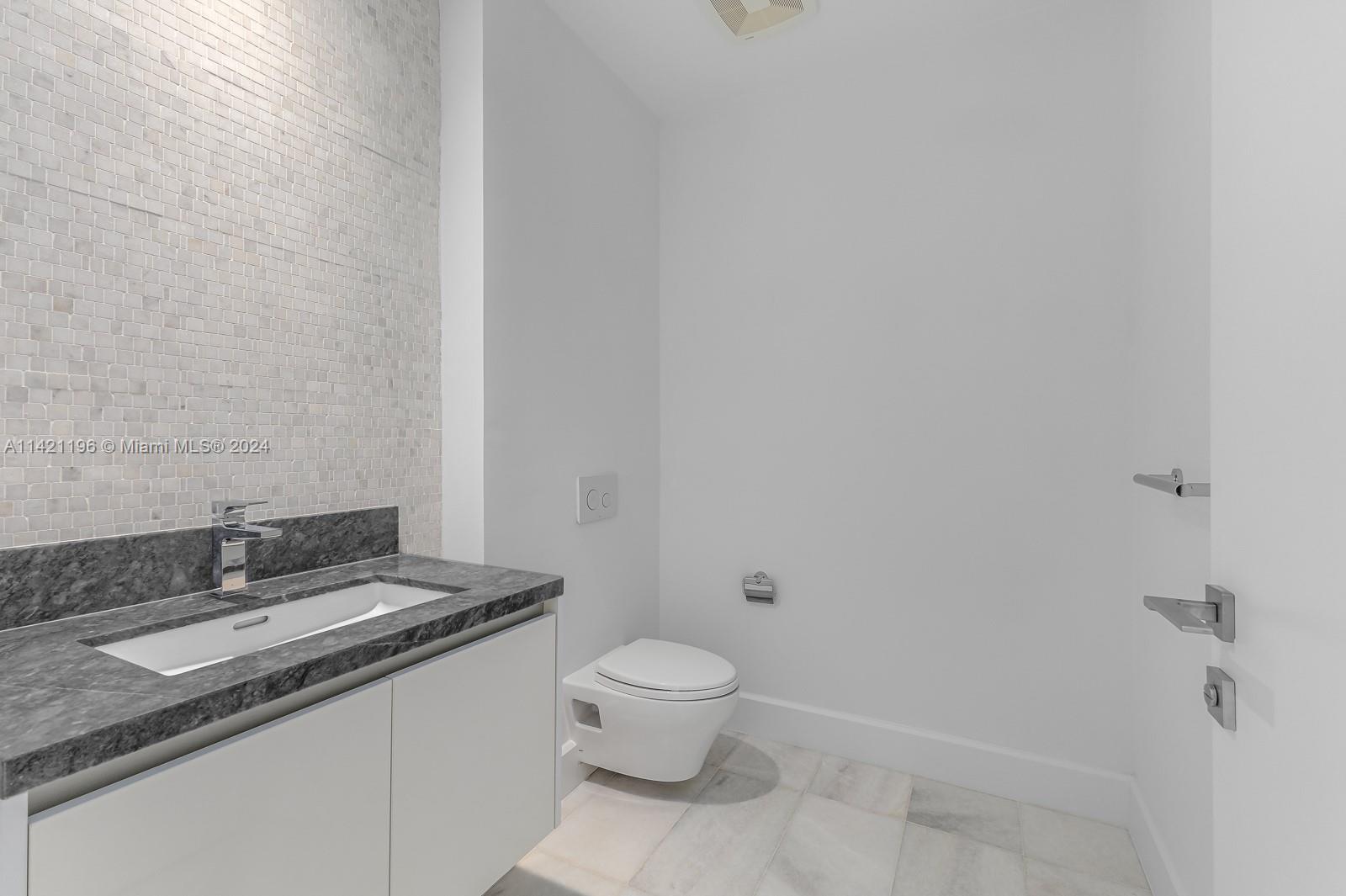 Missoni Baia Condominium - Residential