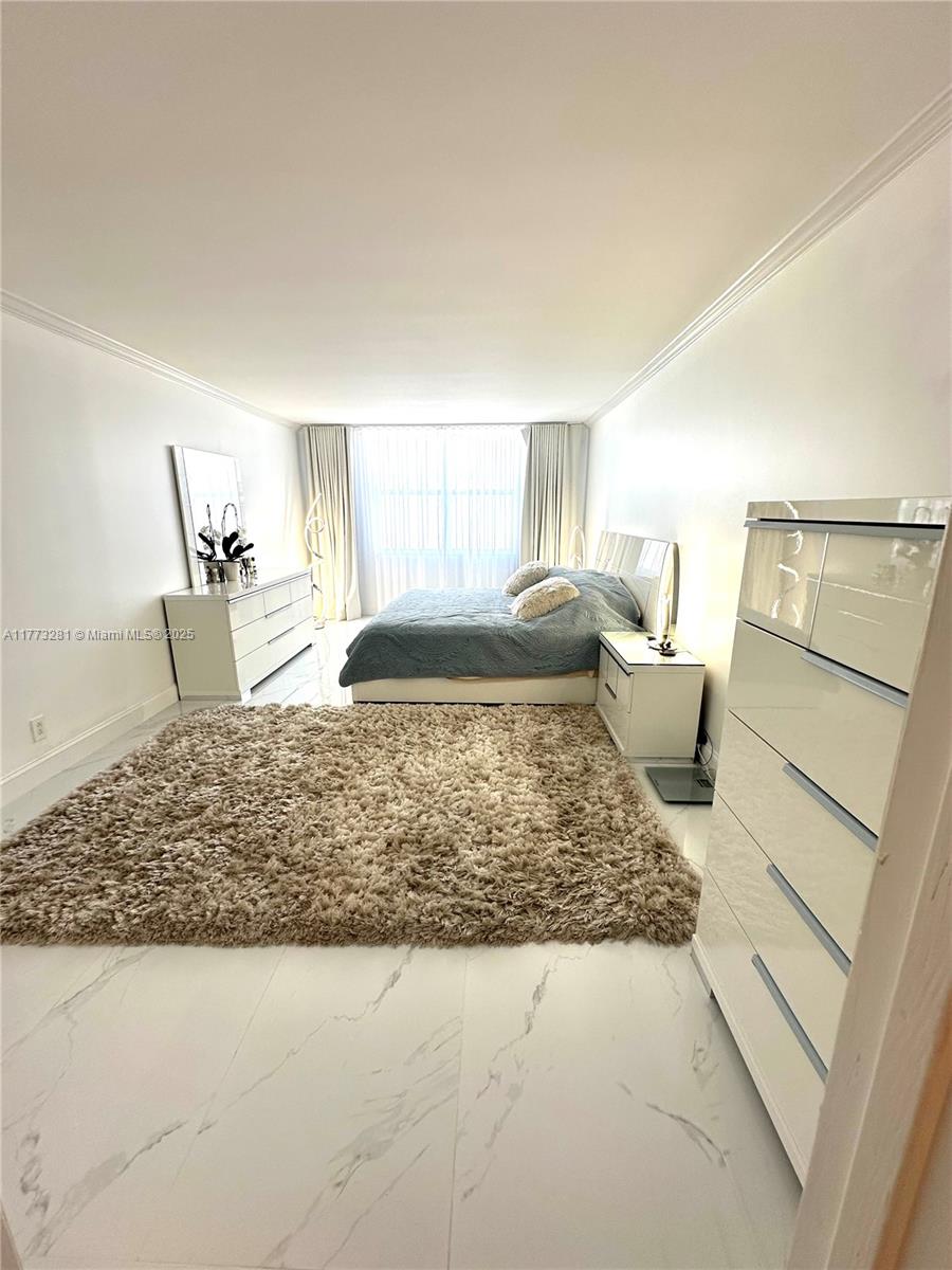 GOLDEN HORN SOUTH CONDO - Residential