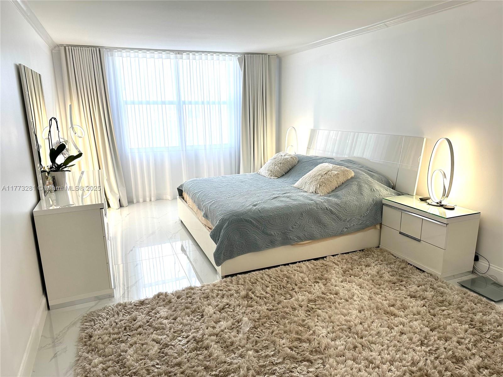 GOLDEN HORN SOUTH CONDO - Residential