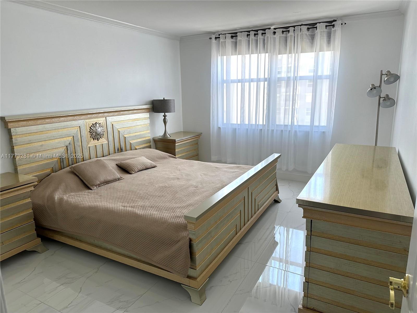 GOLDEN HORN SOUTH CONDO - Residential