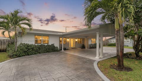 Photo of 1405 SW 4th Ter, Pompano Beach, FL 33060 (MLS # A12040511)
