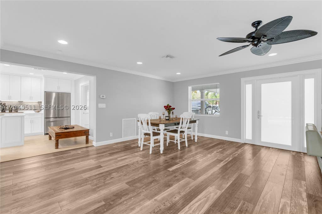 Photo of 1405 SW 4th Ter, Pompano Beach, FL 33060 (MLS # A12040511)
