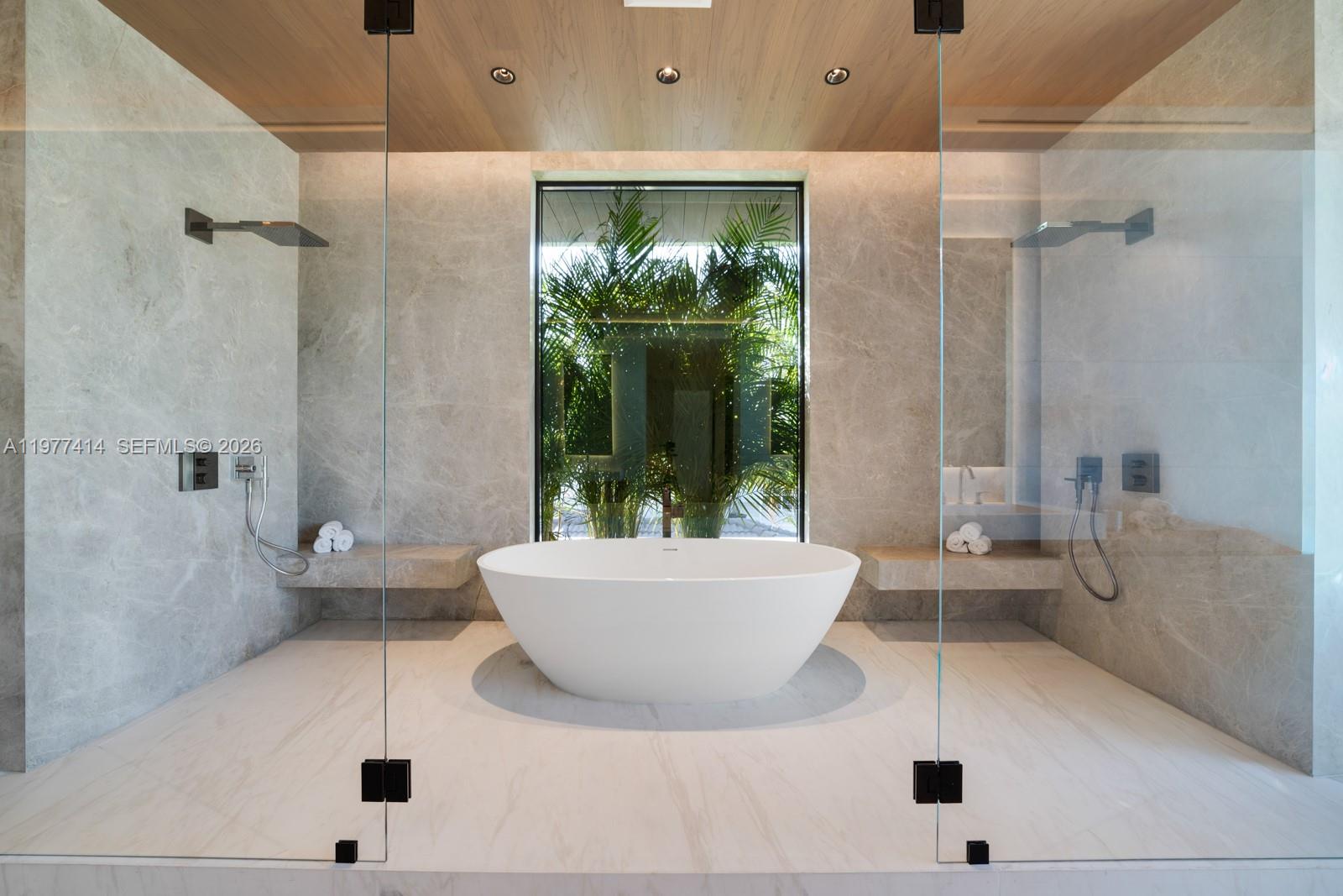 SUNSET ISLANDS-ISLAND NO - Residential