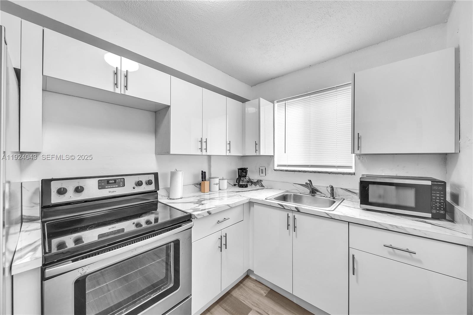 GRACEWOOD PARK - Residential Lease