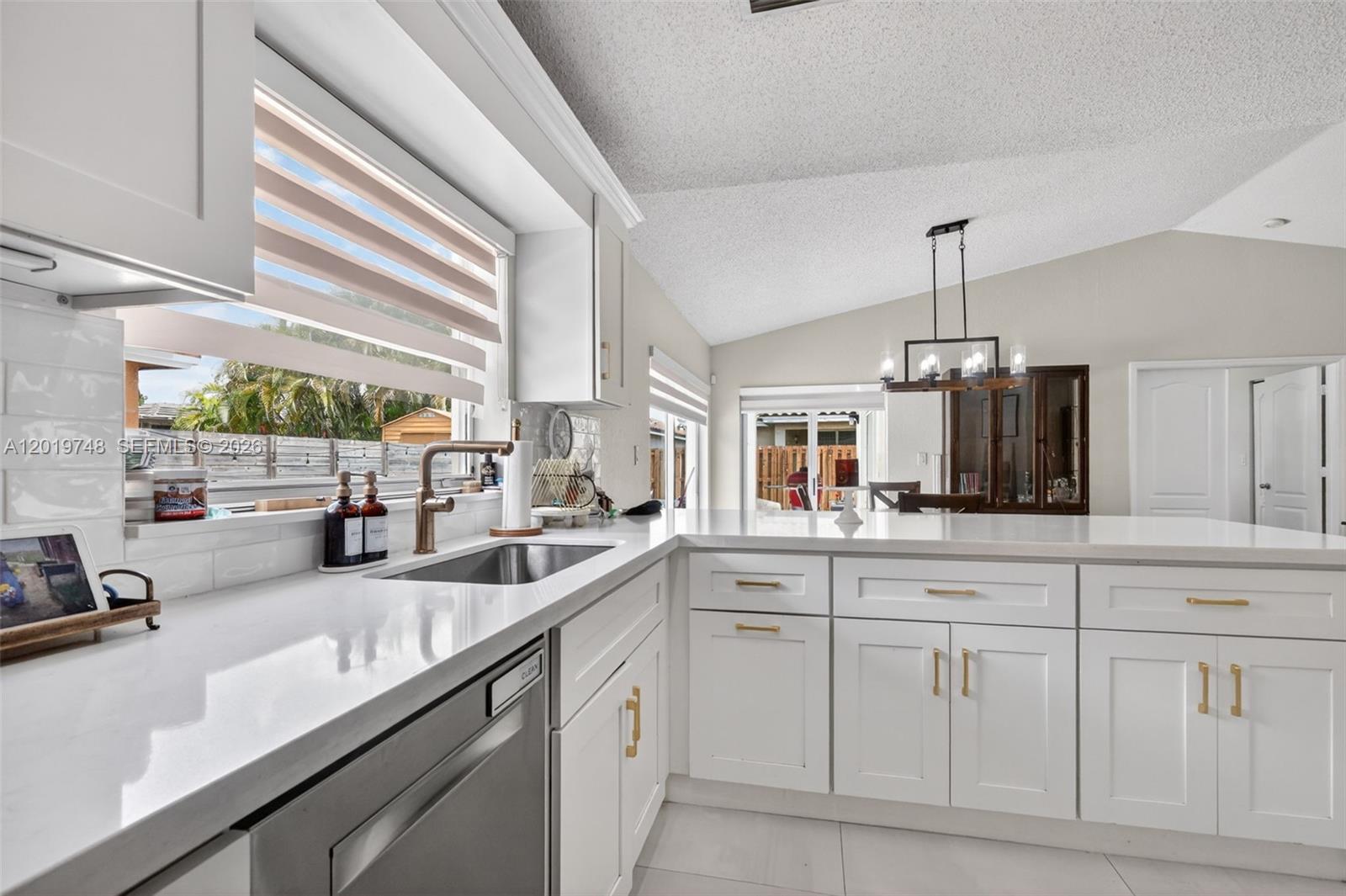 SPANISH LAKES 1ST ADDN - Residential