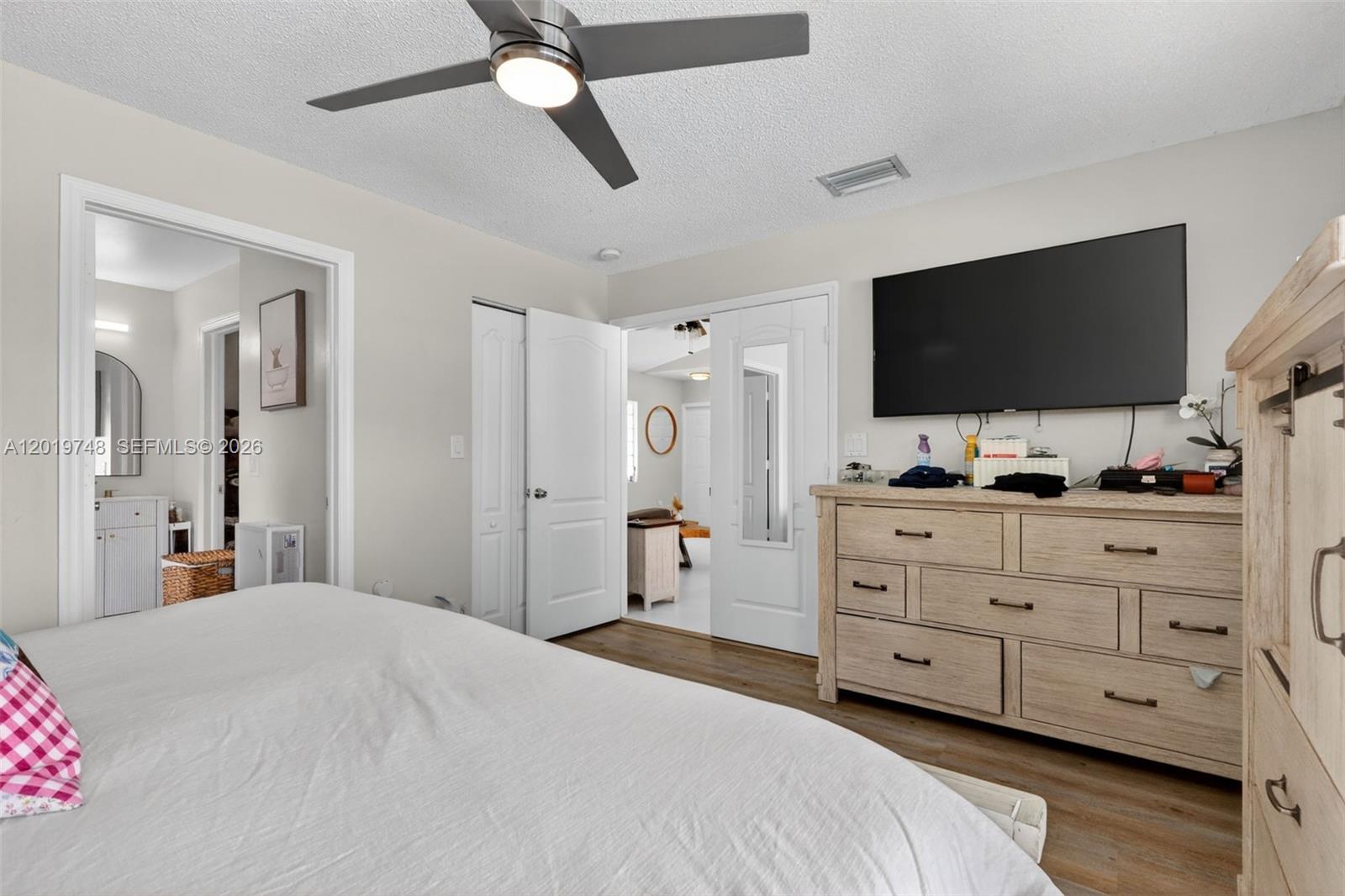 SPANISH LAKES 1ST ADDN - Residential