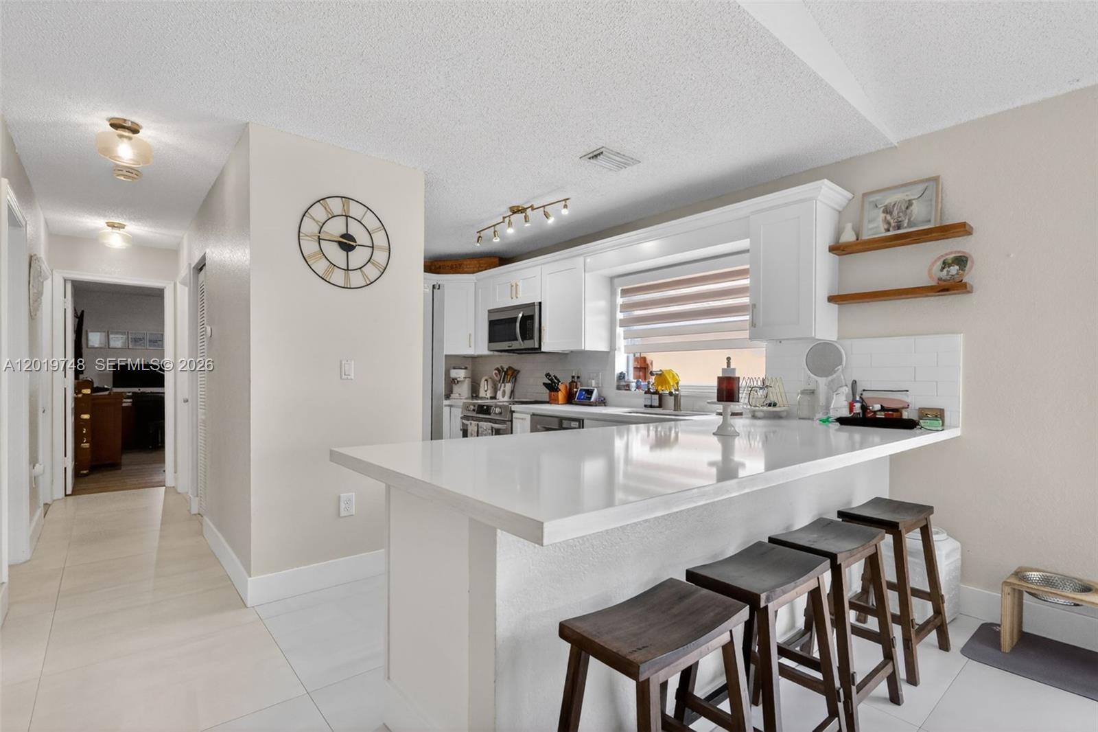 SPANISH LAKES 1ST ADDN - Residential