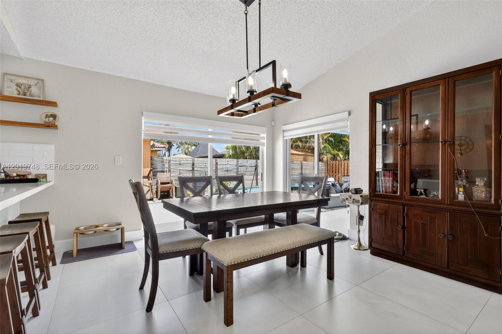 SPANISH LAKES 1ST ADDN - Residential