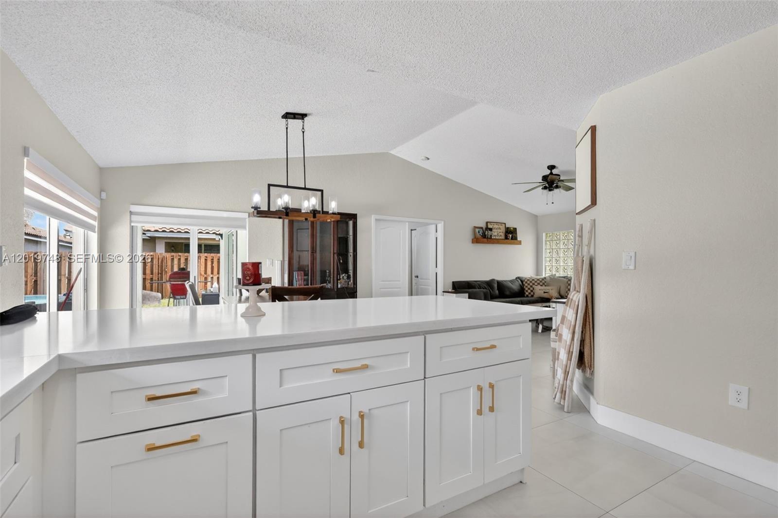 SPANISH LAKES 1ST ADDN - Residential