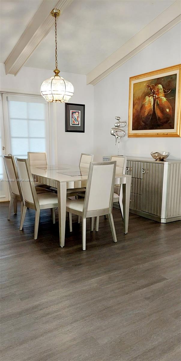 COUNTRY CLUB OF MIAMI EST - Residential