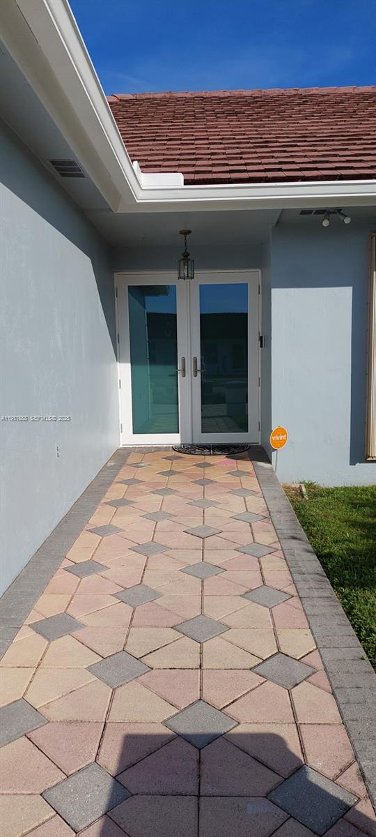 COUNTRY CLUB OF MIAMI EST - Residential