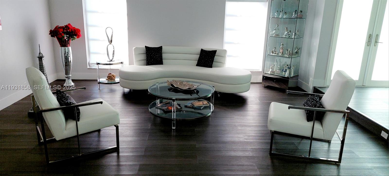 COUNTRY CLUB OF MIAMI EST - Residential