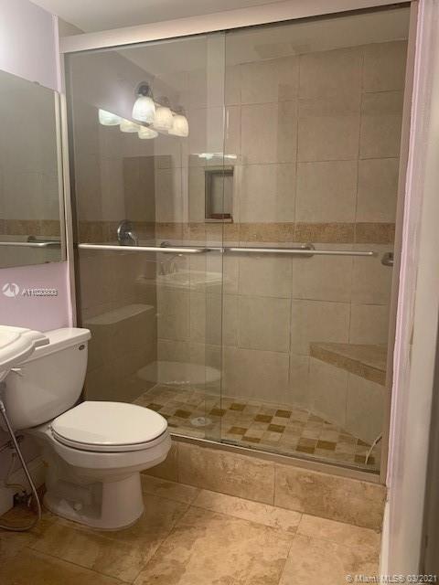 PALM GARDENS CONDO - Residential Lease