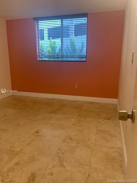 PALM GARDENS CONDO - Residential Lease