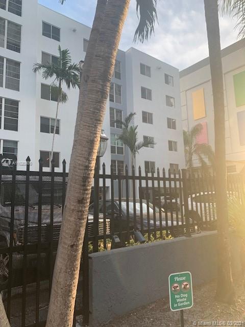 PALM GARDENS CONDO - Residential Lease