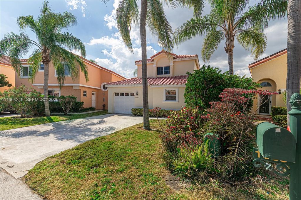 Photo of 1089 SE 6th Ave, Dania Beach, FL 33004 (MLS # A11964246)