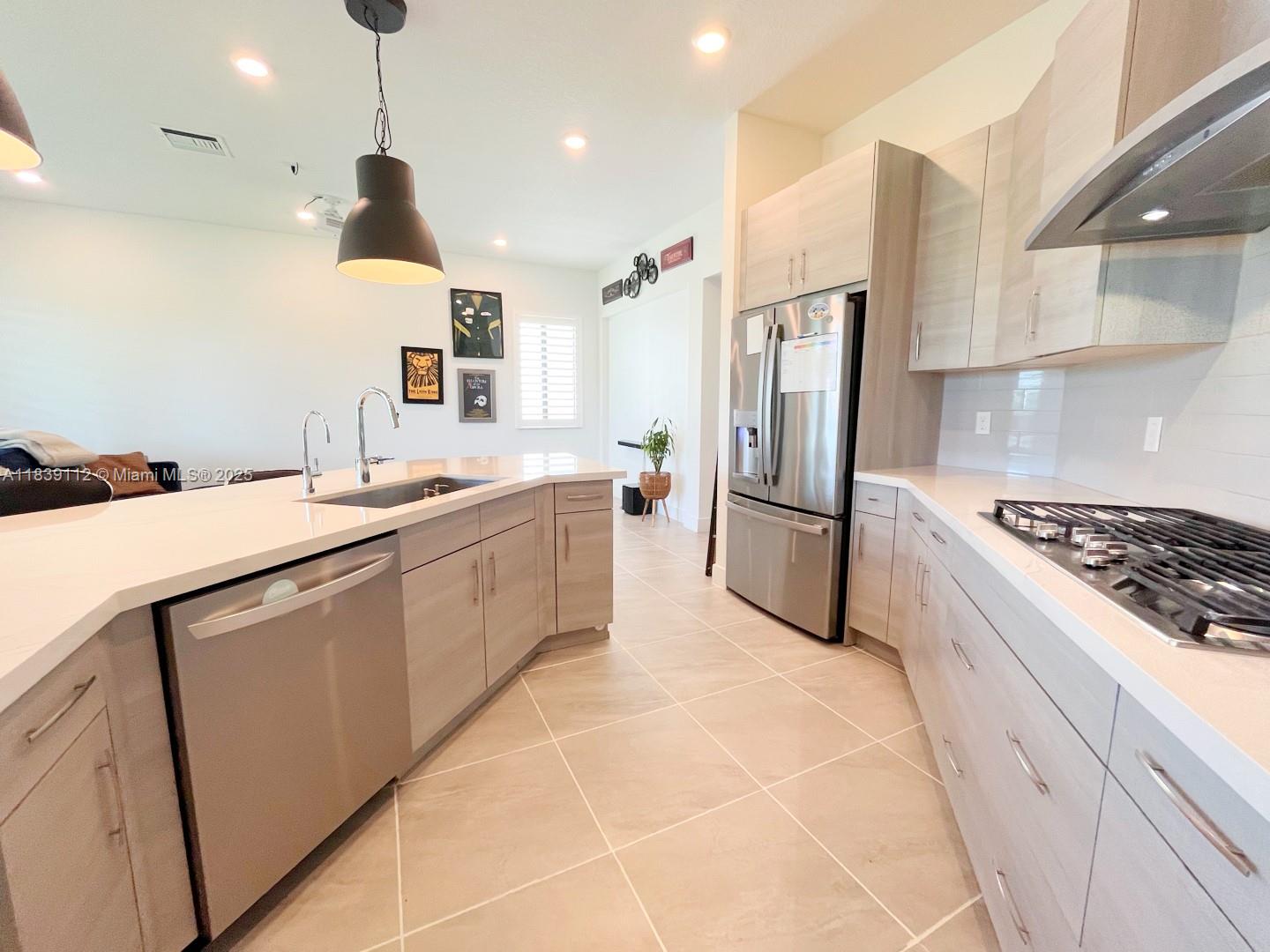 TRIPLE H RANCH PLAT - Residential Lease