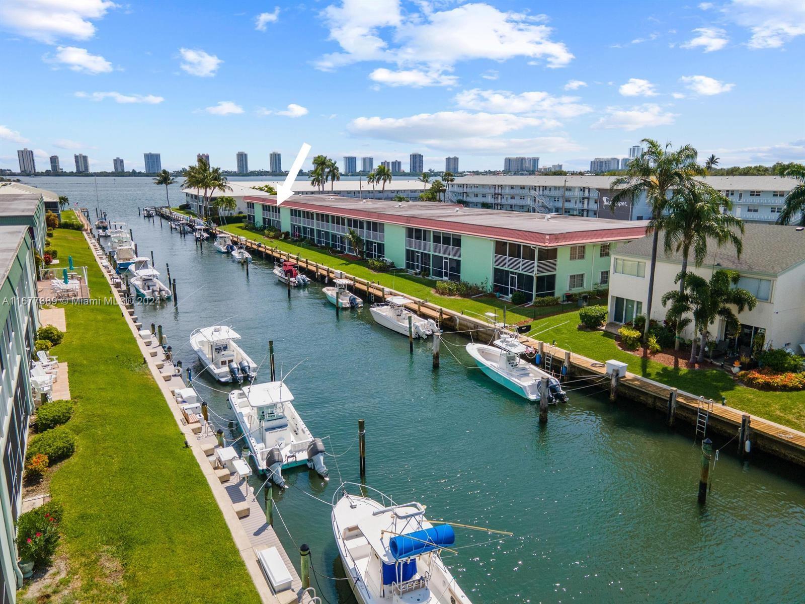 HAMPSHIRE ARMS CONDO APTS - Residential Lease
