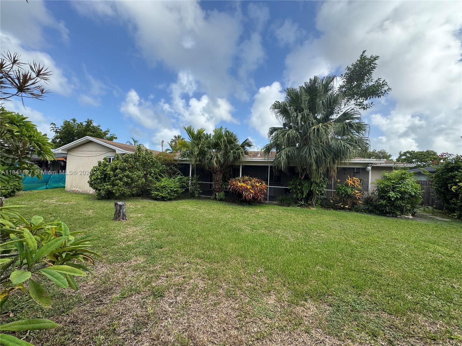 SAGA BAY SEC 1 - Residential