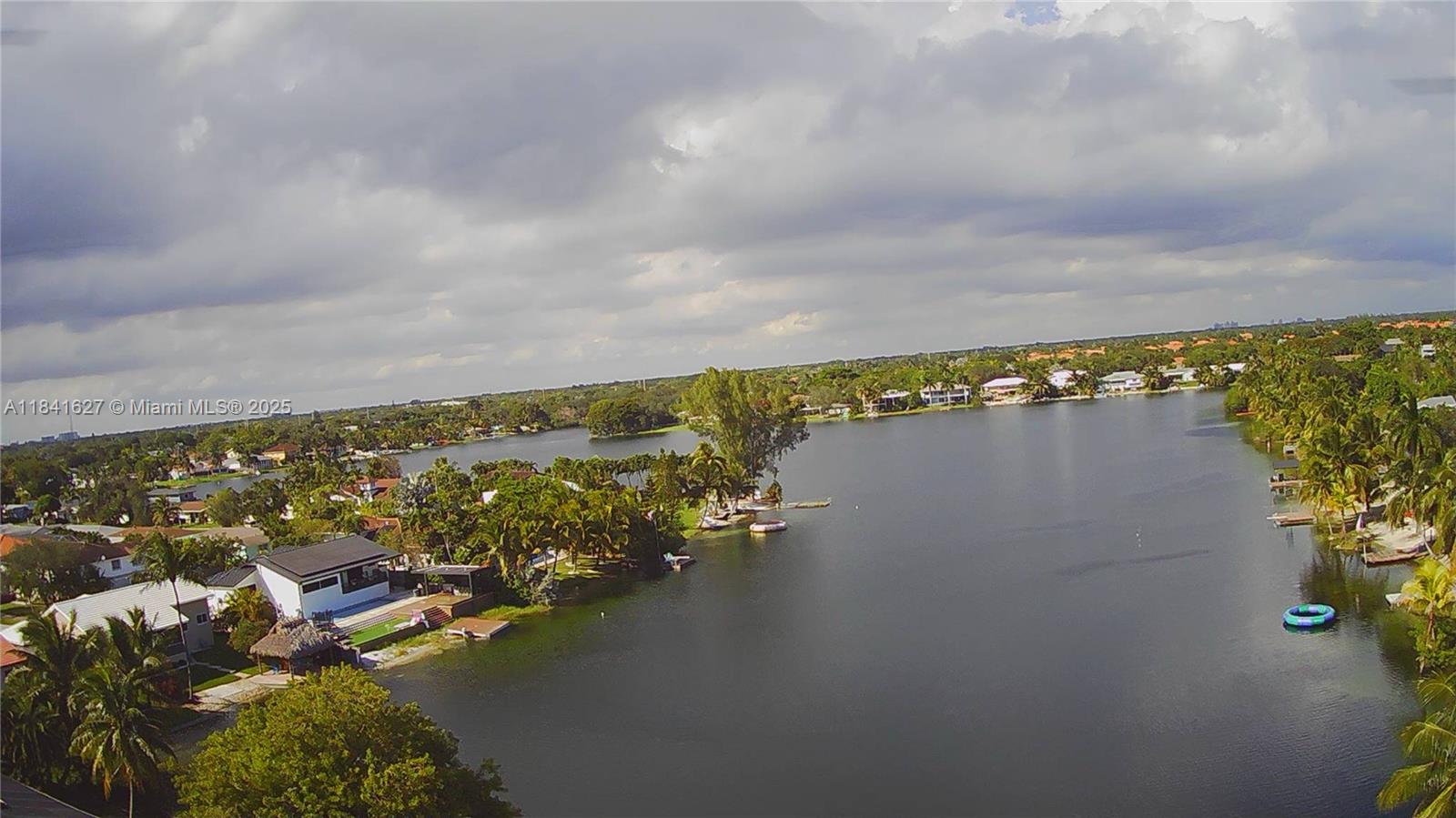 SAGA BAY SEC 1 - Residential