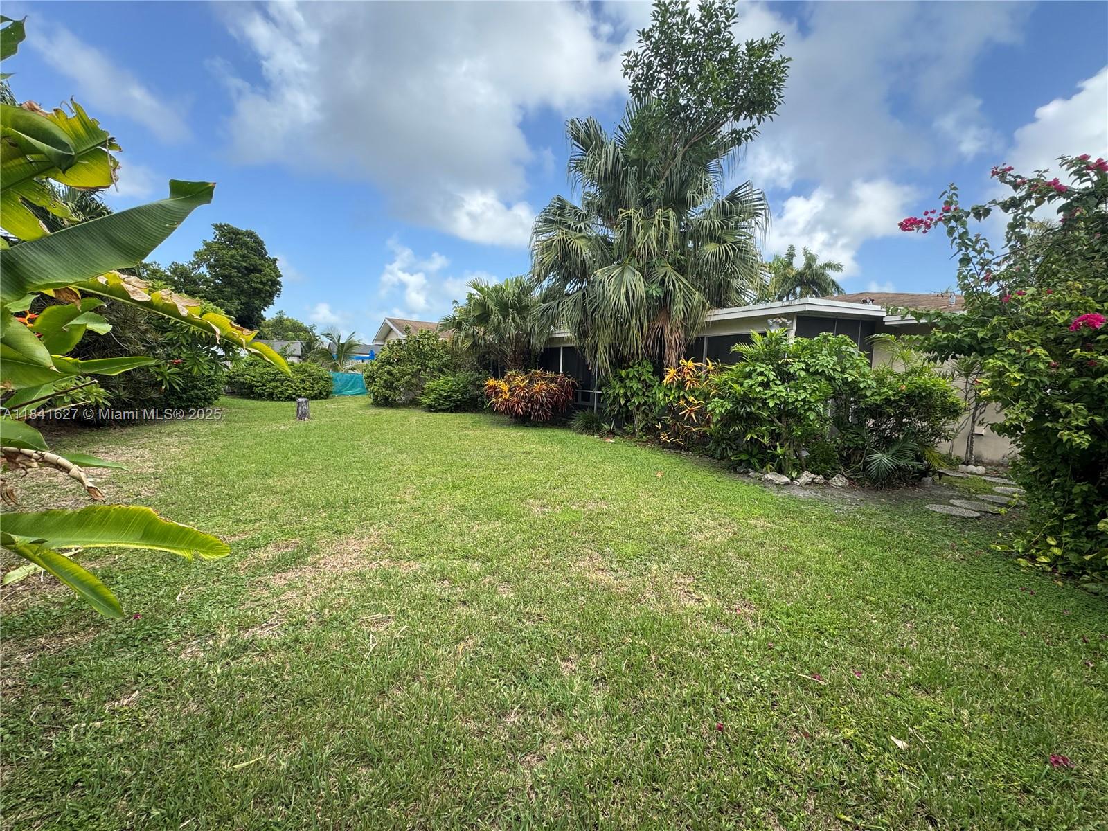 SAGA BAY SEC 1 - Residential