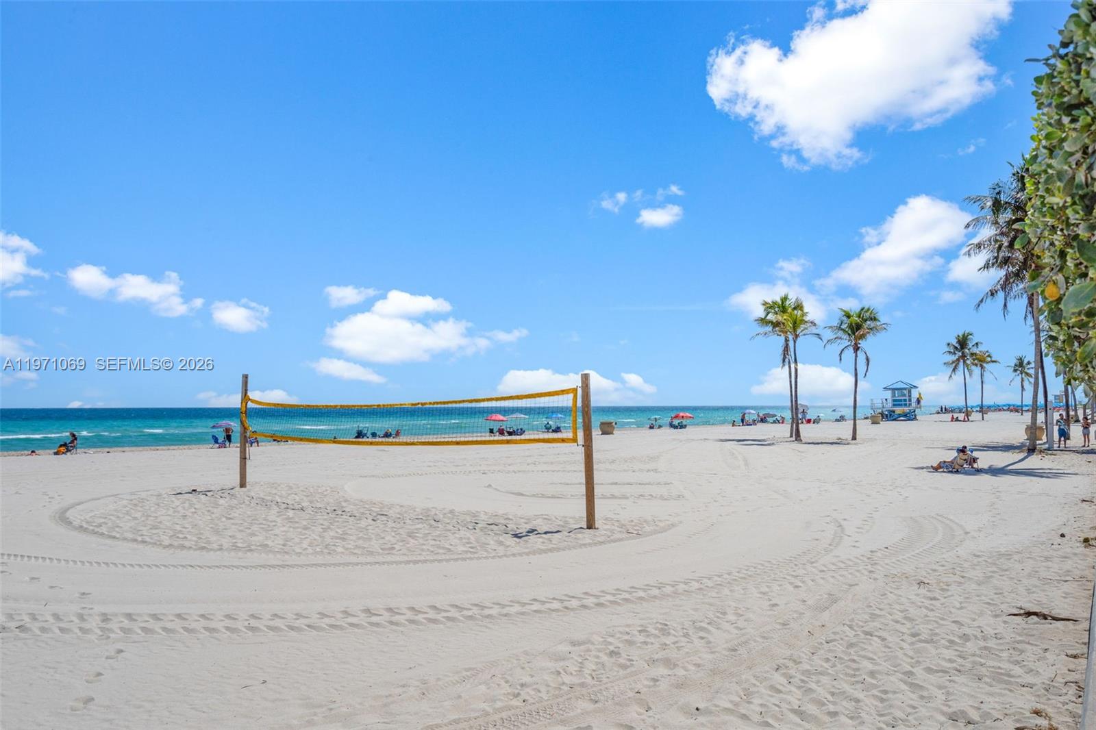 CAMBRIDGE TOWERS CONDO - Residential