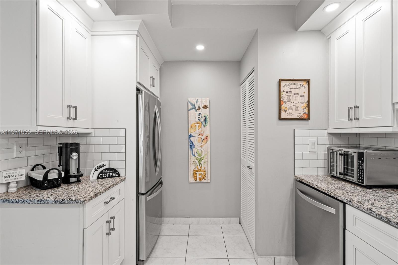 CAMBRIDGE TOWERS CONDO - Residential