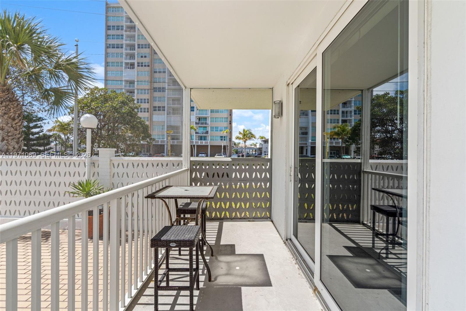 CAMBRIDGE TOWERS CONDO - Residential