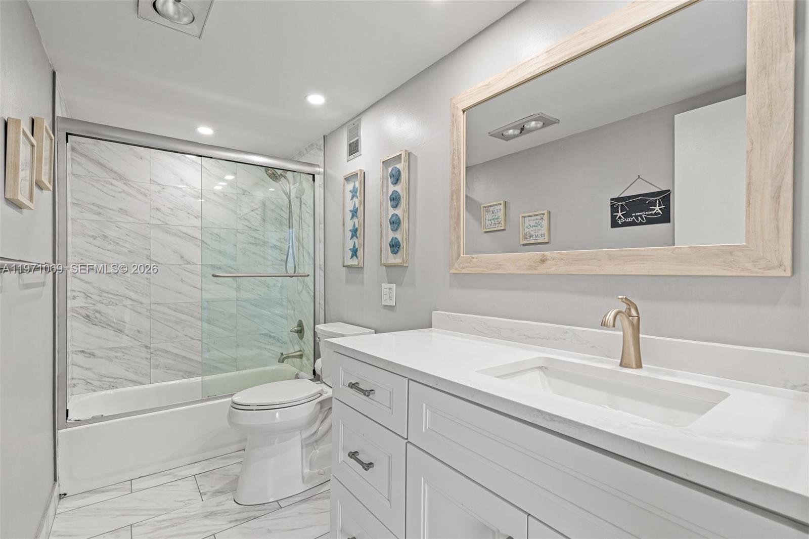 CAMBRIDGE TOWERS CONDO - Residential