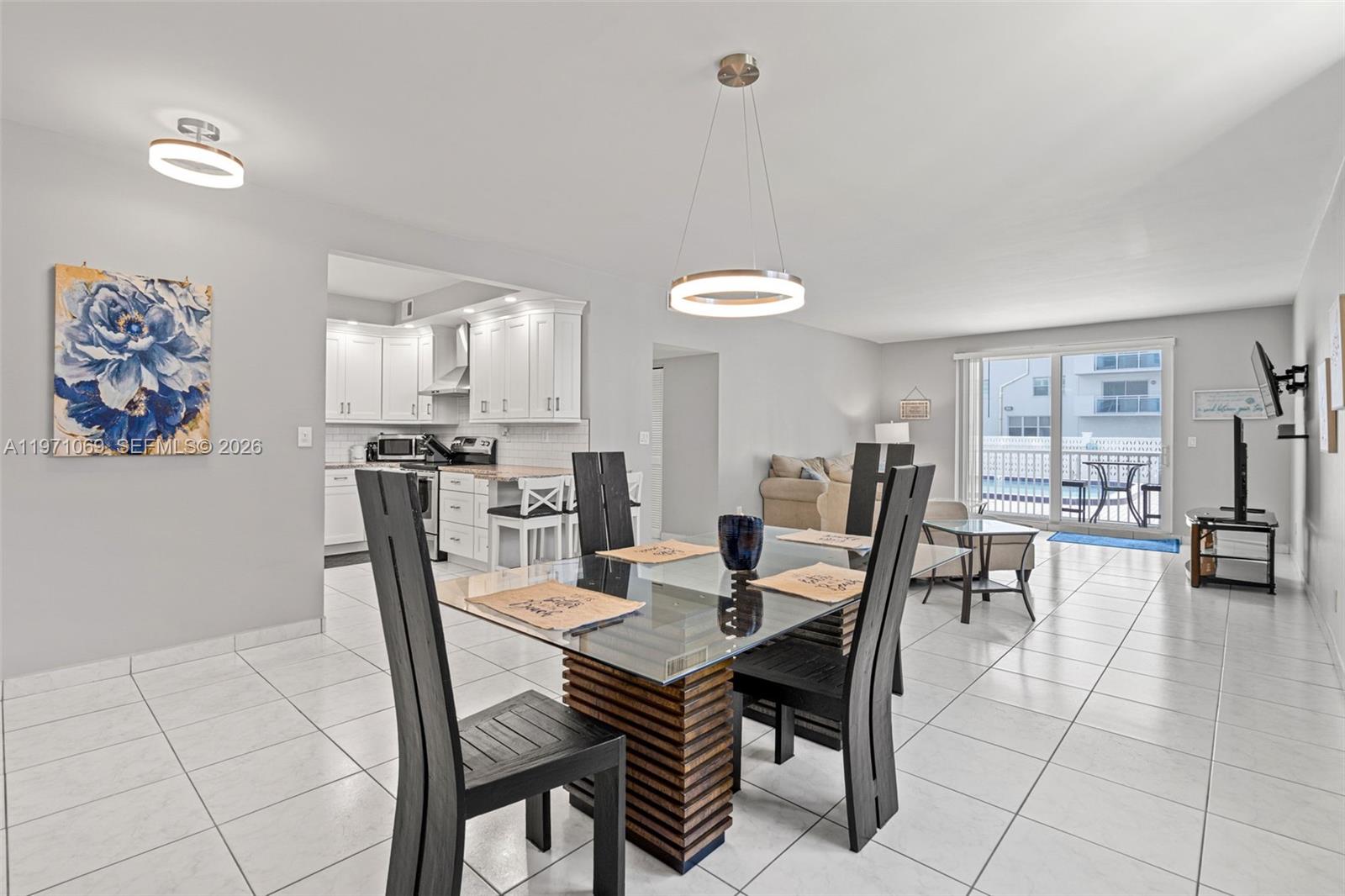 CAMBRIDGE TOWERS CONDO - Residential