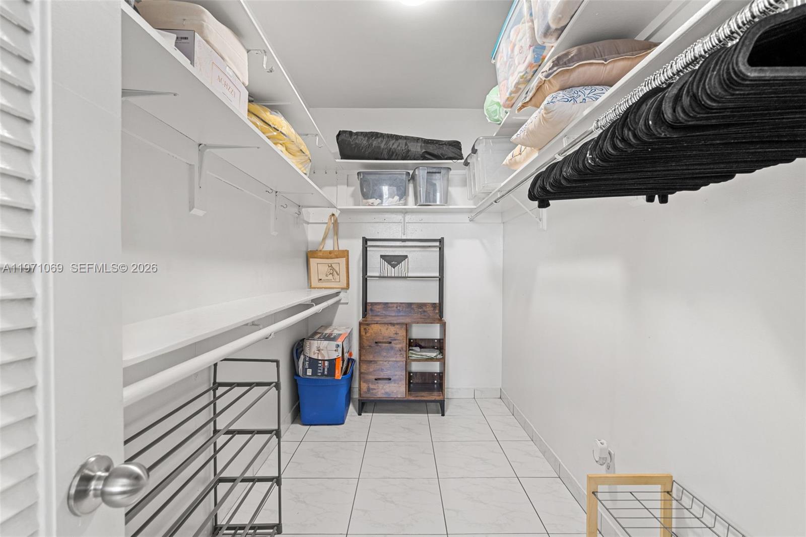 CAMBRIDGE TOWERS CONDO - Residential