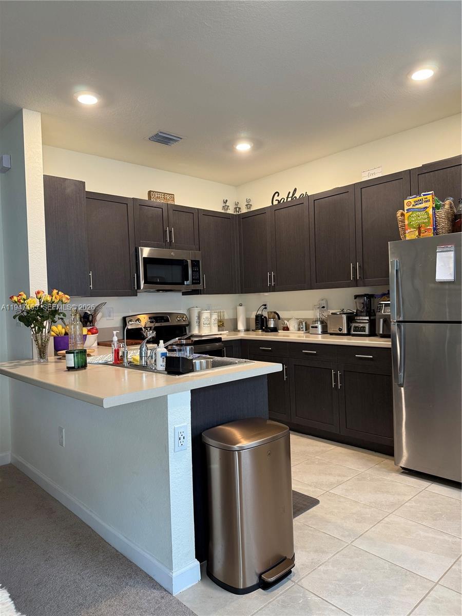 AQUABELLA NORTH REPLAT - Residential