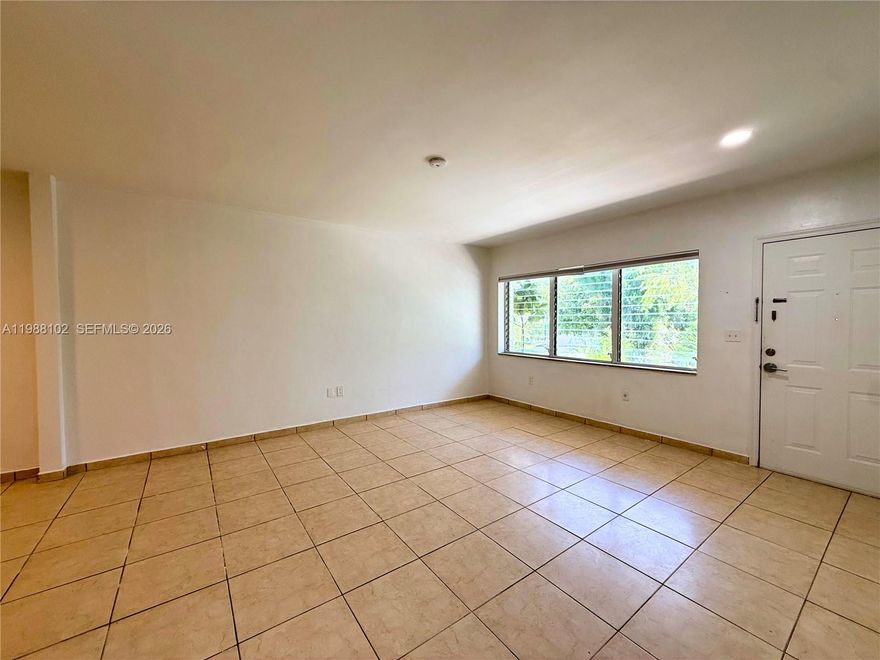 Spacious 1 bedroom, 1 bath unit in Normandy Isles. This unit offers an open living room with dedicated dining area
with extra pantry space. The kitchen is equipped with a stainless steel sink, electric stove range, refrigerator with
water dispenser and ice maker. Central AC. Plenty of closet space as there's a dedicated linen closet for extra
storage. Laundry on site. Street parking available.