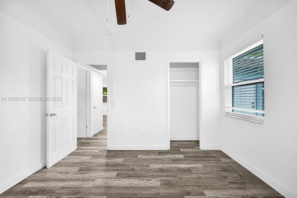 FLORAL HEIGHTS - Residential Lease