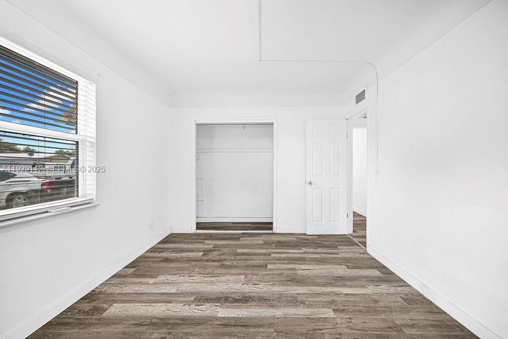 FLORAL HEIGHTS - Residential Lease