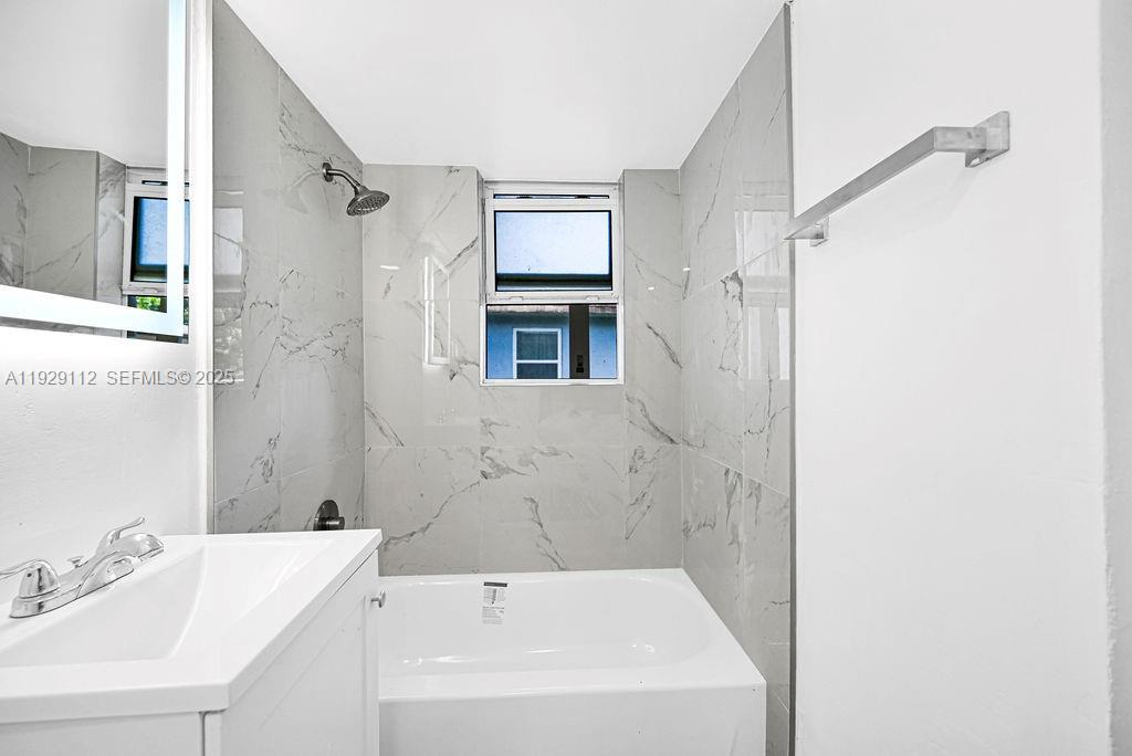 FLORAL HEIGHTS - Residential Lease