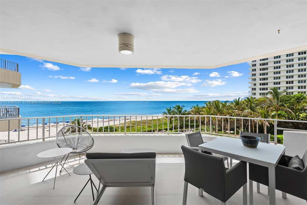 Photo of 550 S Ocean Blvd #406, Boca Raton, FL 33432 (MLS # A11446137)