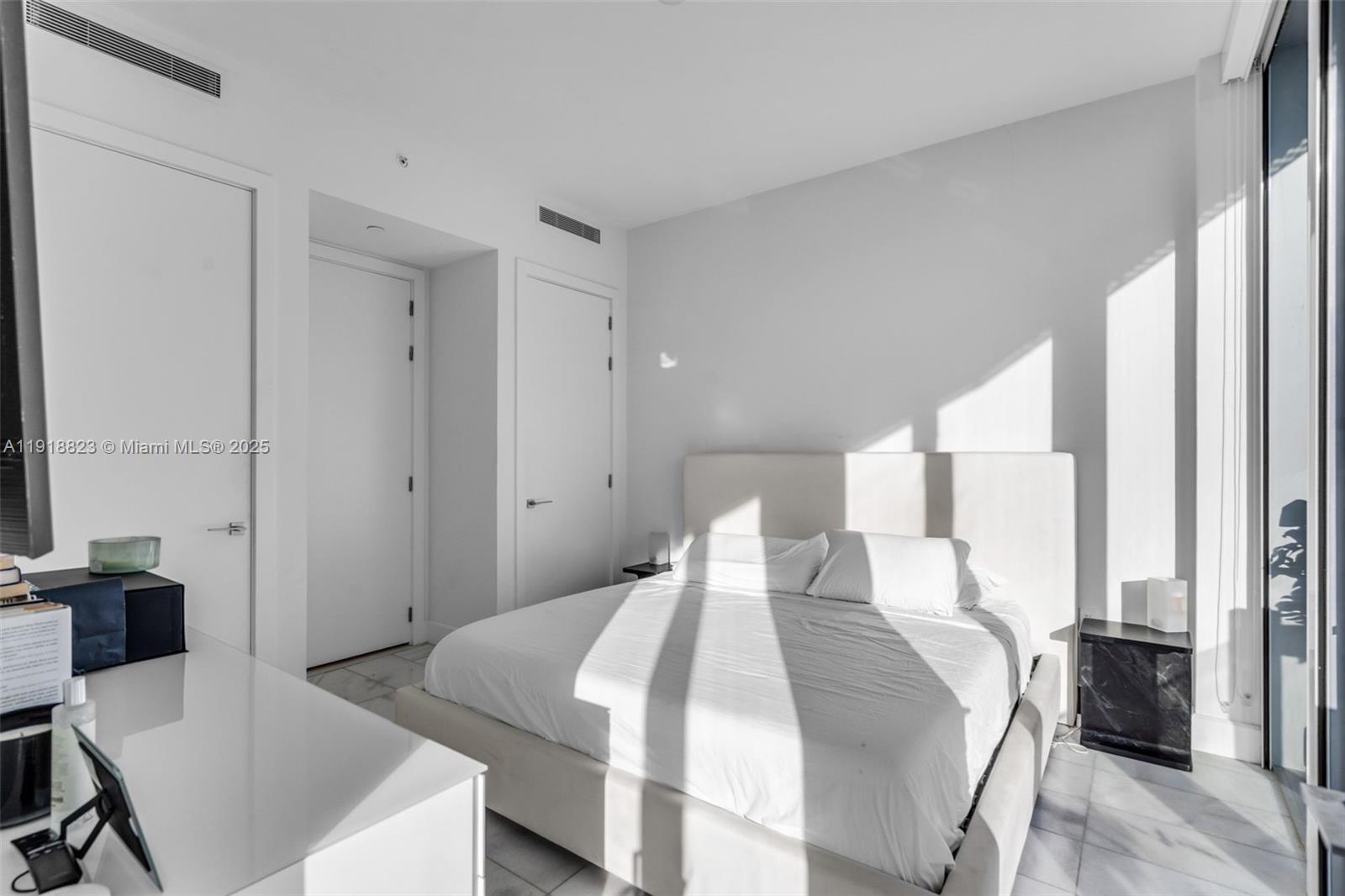 ESCOTTONIA PARK - Residential