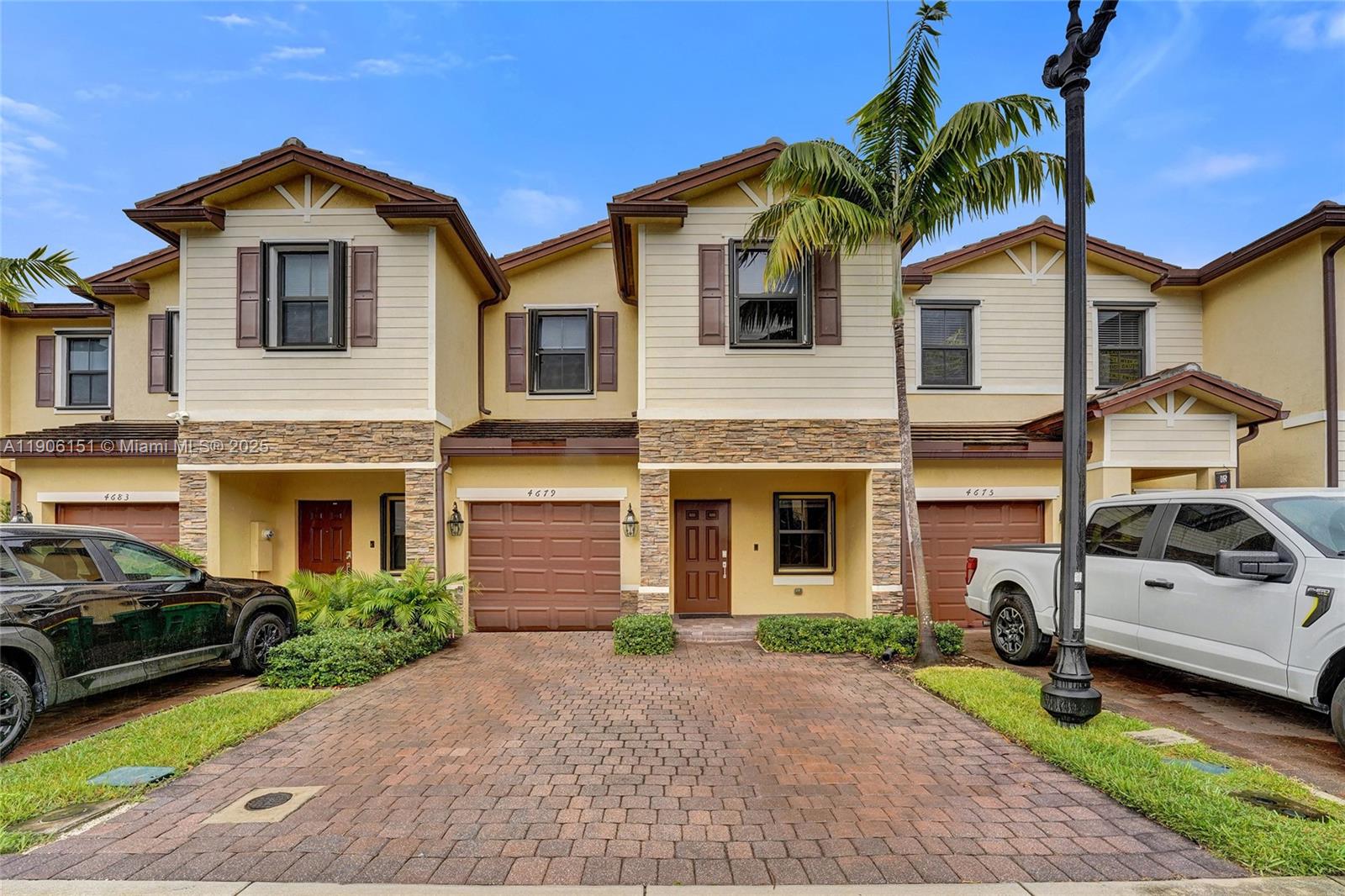 TROTTERS CHASE - Residential