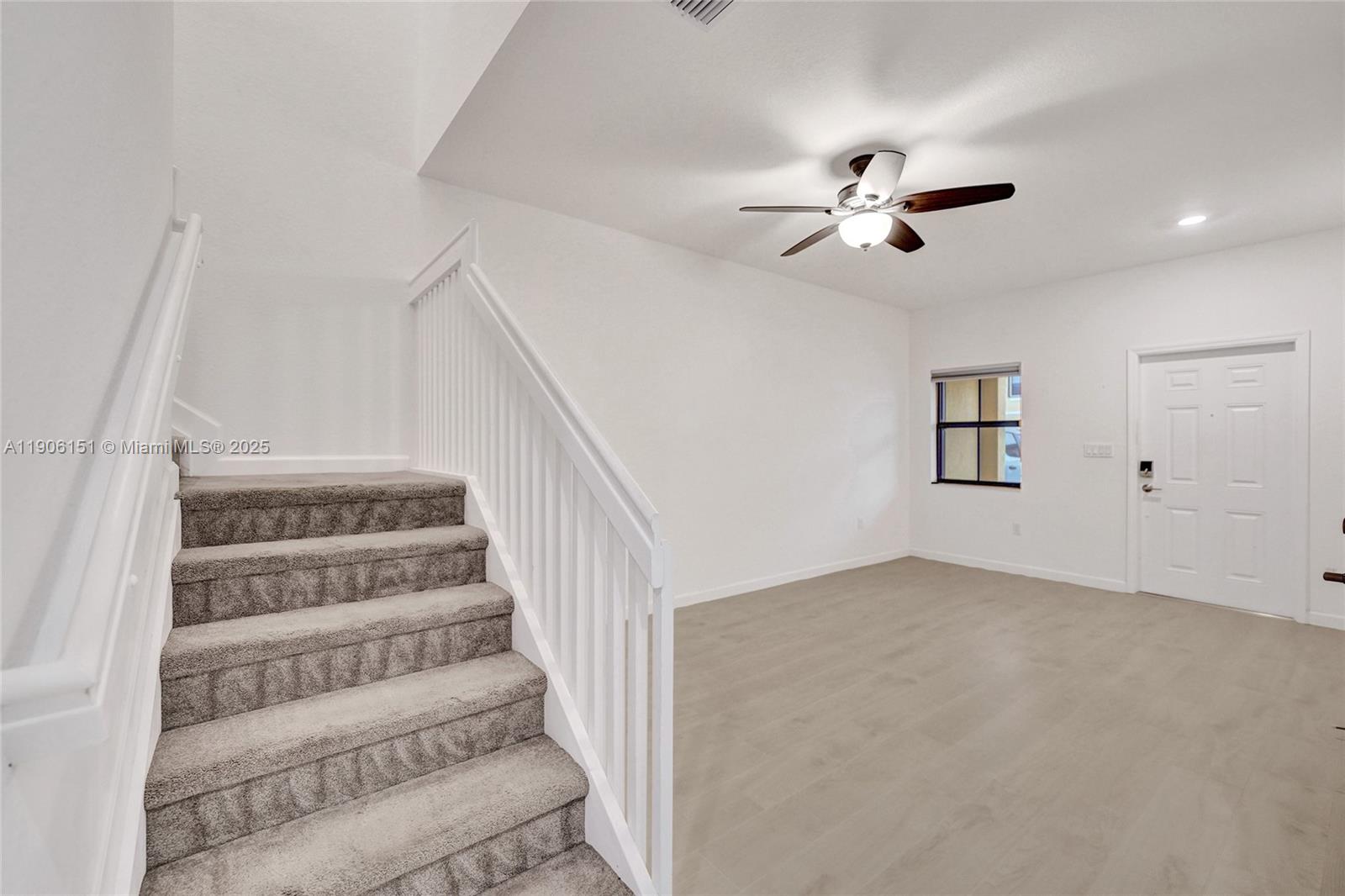 TROTTERS CHASE - Residential