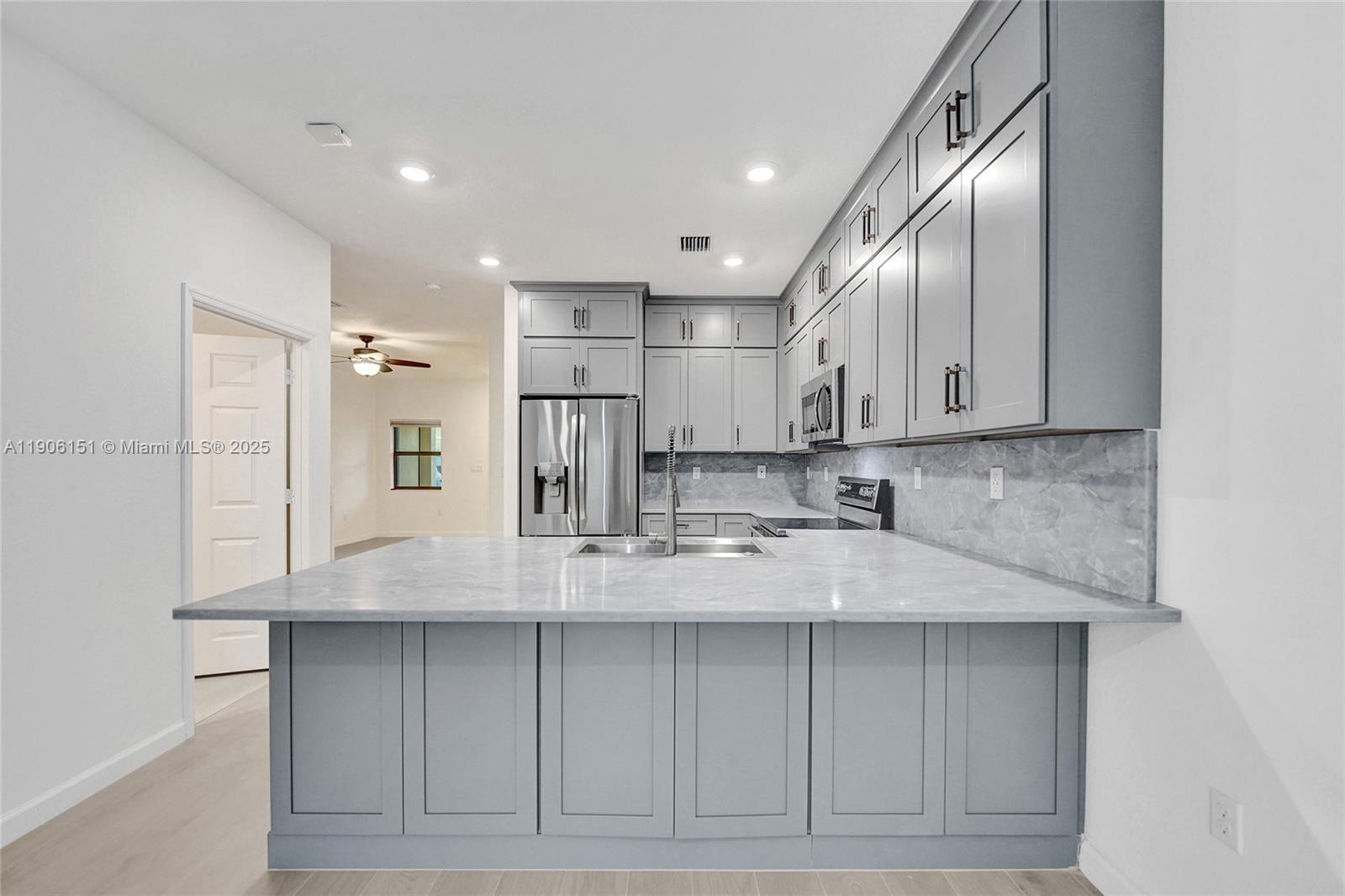 TROTTERS CHASE - Residential