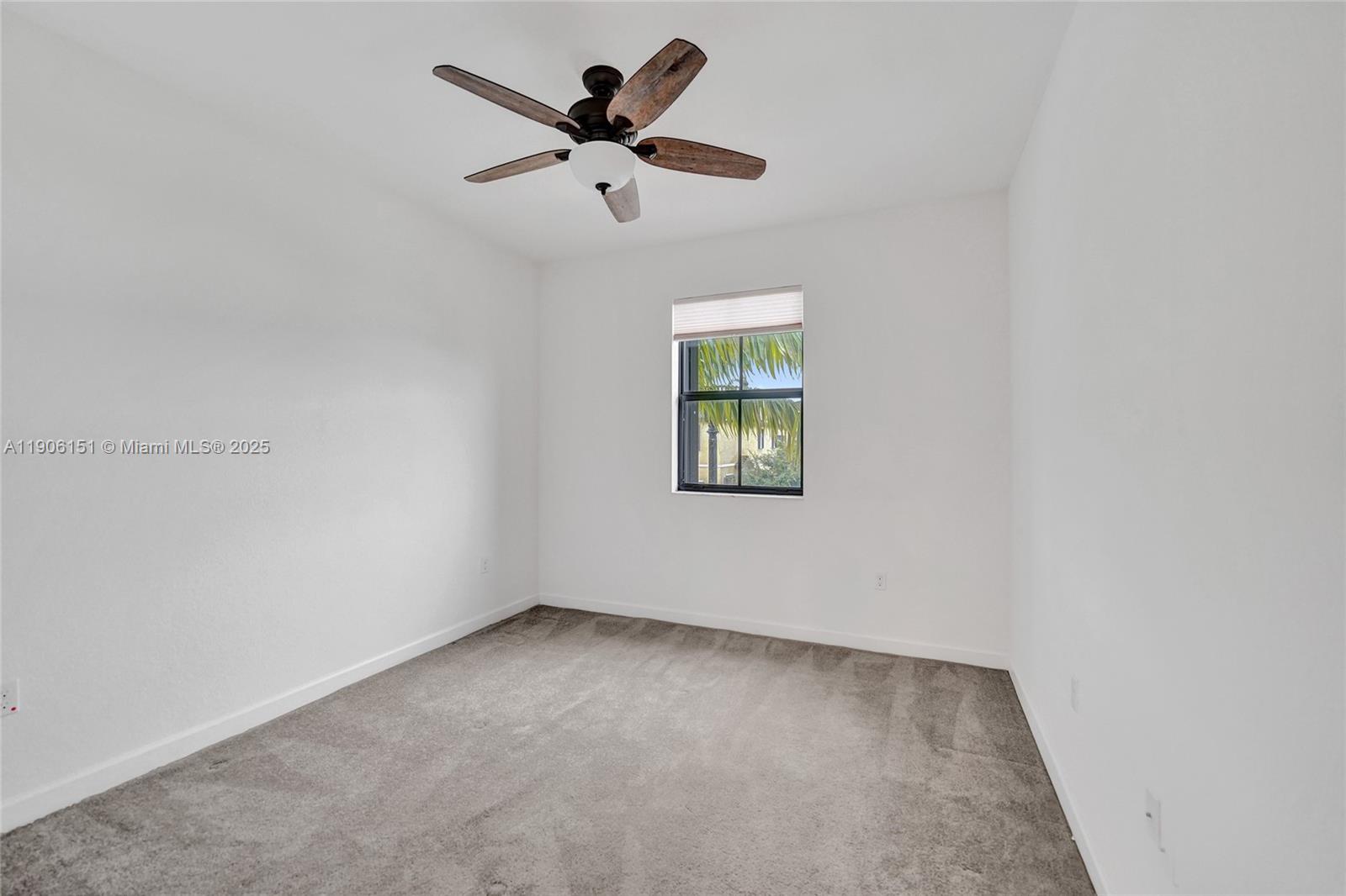 TROTTERS CHASE - Residential