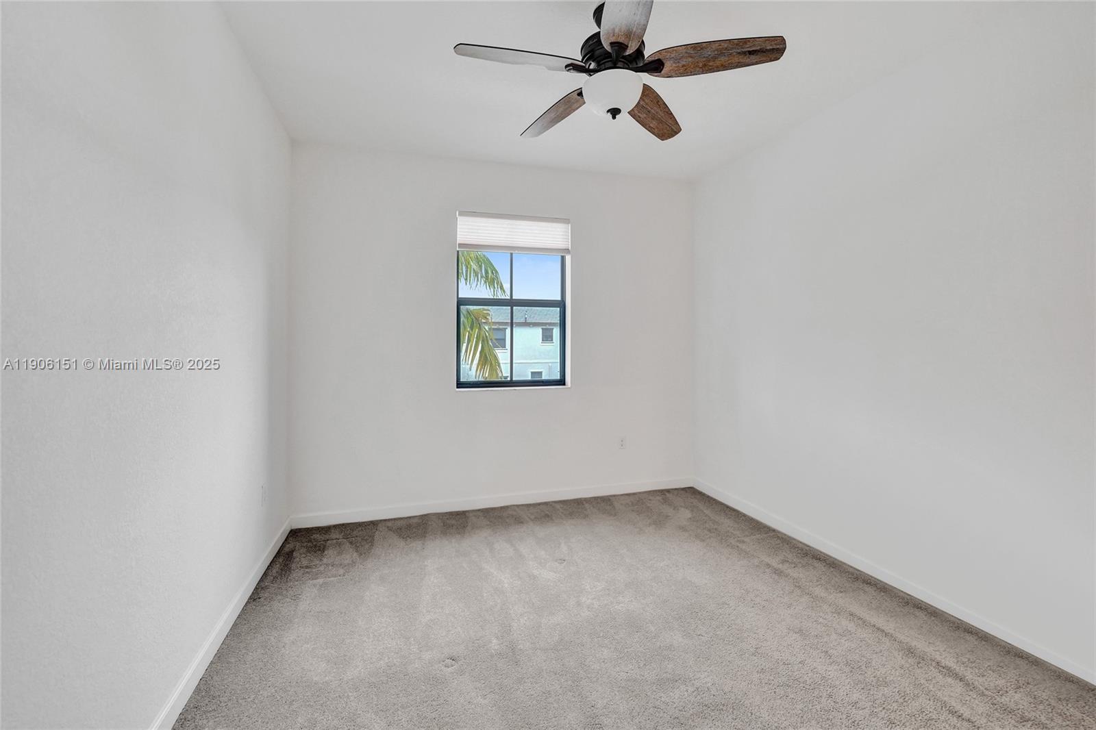 TROTTERS CHASE - Residential