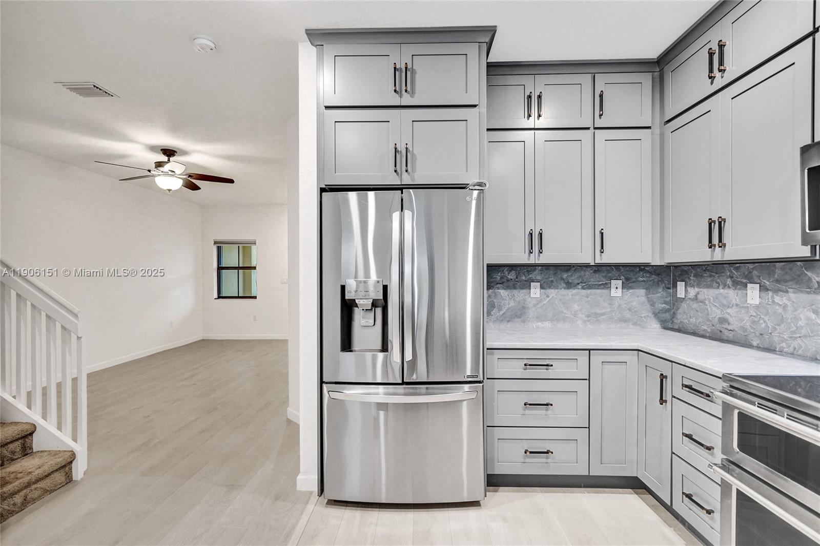 TROTTERS CHASE - Residential