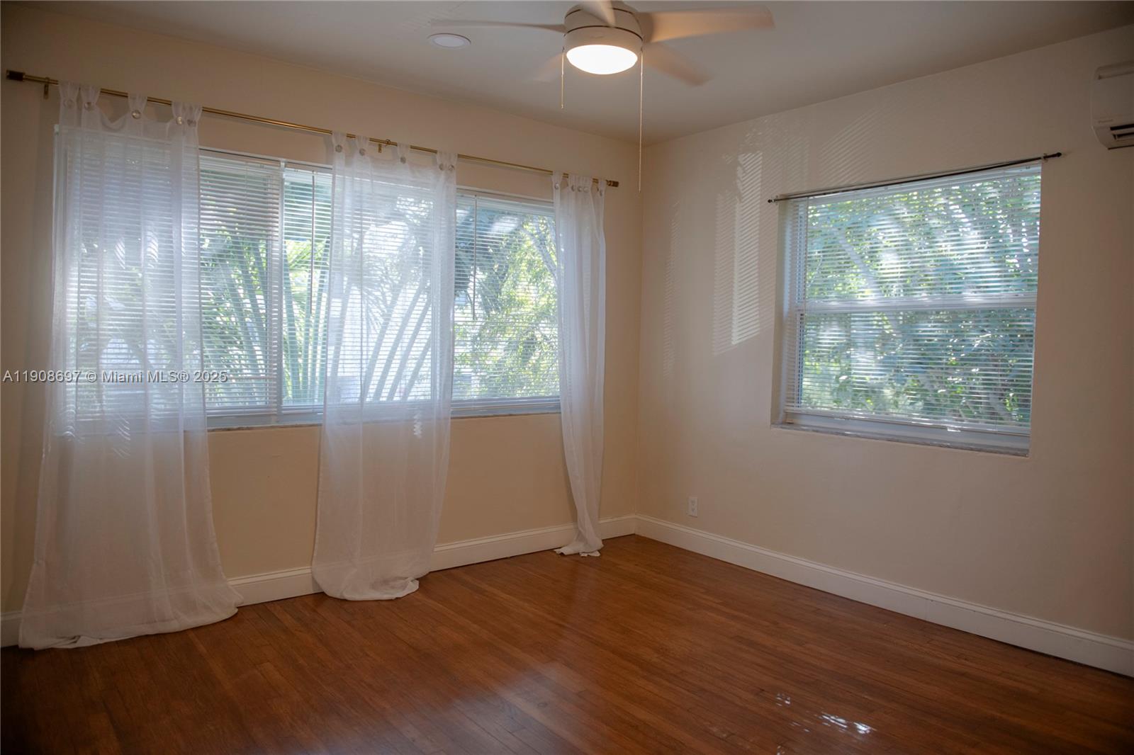 ANTHONY GARDENS CONDO - Residential Lease